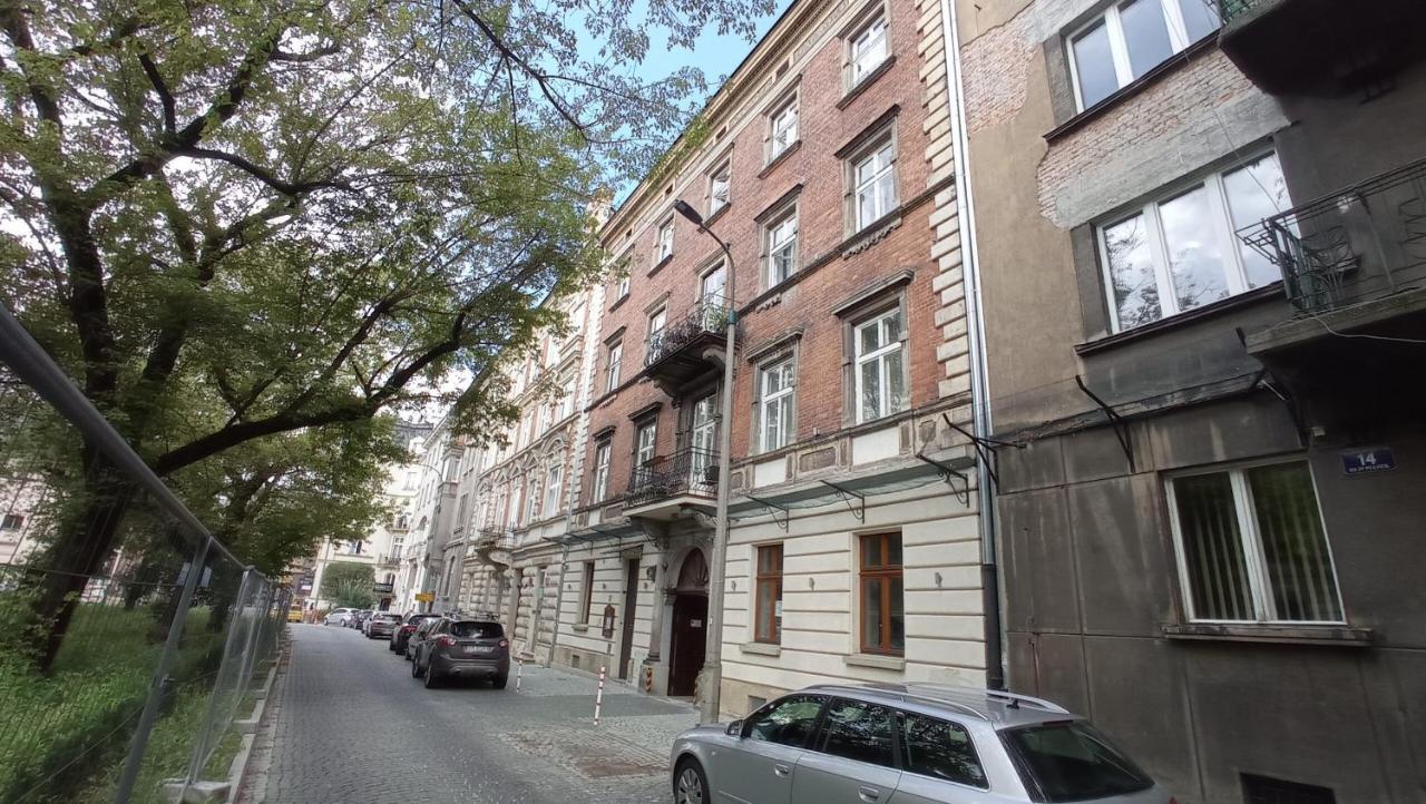 B12 - Comfort Apartemnts City Center Lägenhet Kraków Exteriör bild